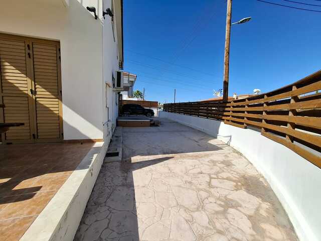 detachedHouse-1-4-BED-VILLA-IN-OROKLINI-9515-19.jpg