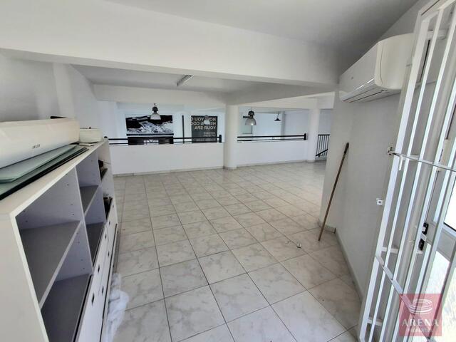 realEstateForBusiness-1-OFFICE-SPACE-FOR-RENT-9353-15.jpg