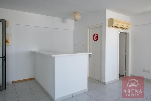 Office and Shop in Oroklini – photo 13