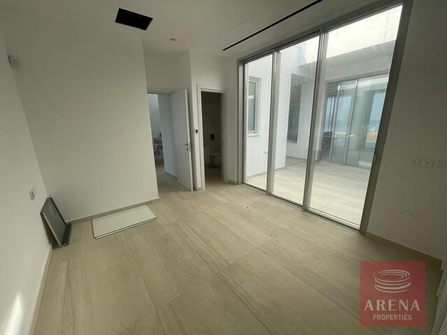 detachedHouse-29-SEAFRONT-VILLA-IN-AYIA-TRIADA-6597.jpeg