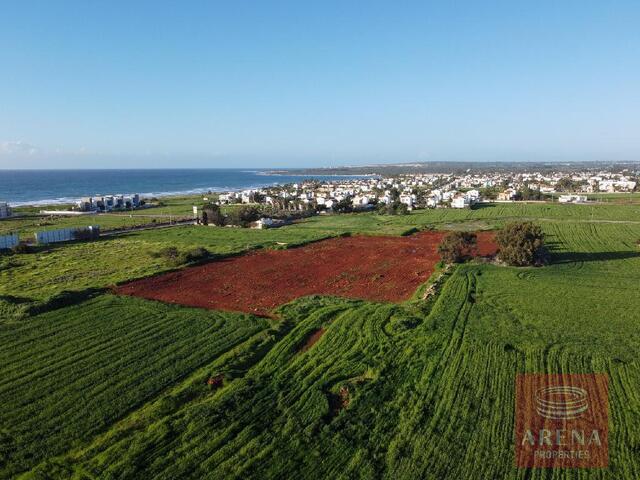 land-6996e2cbd2fe1-3.jpg