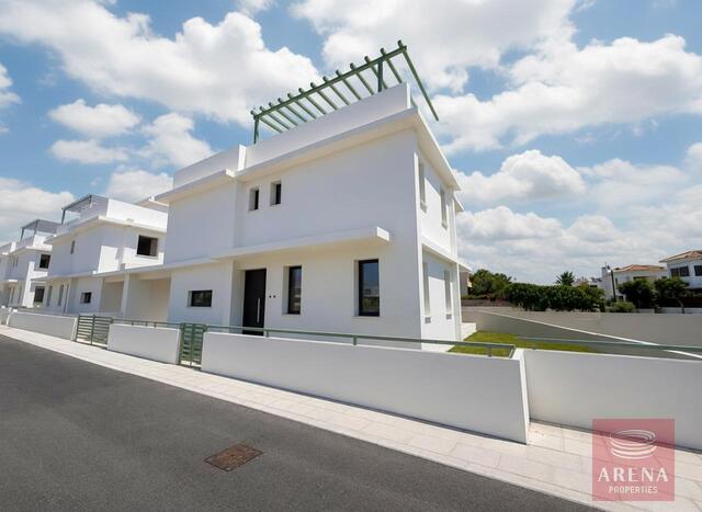 detachedHouse-6a4f9e393df8a-1.jpg