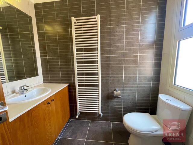detachedHouse-20-5-BED-VILLA-IN-PERVOLIA-8296.jpg