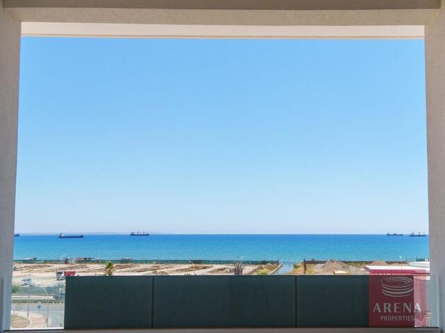 2 Bed Penthouse in New Marina Area – photo 9