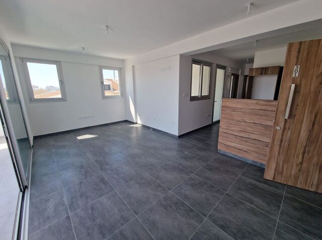 Top Floor Apartment For Sale In Larnaca – photo 5