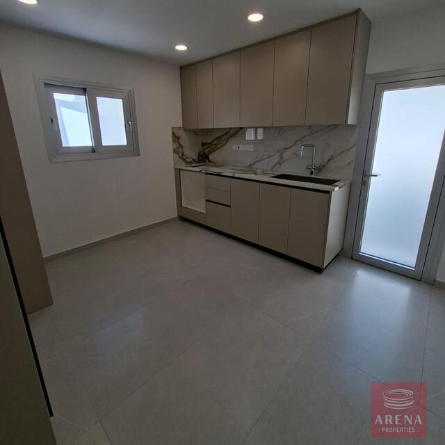 3 Bedroom Bungalow for sale in Agios Nicolaos - Fully Renovated – photo 13
