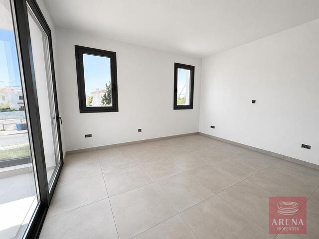 detachedHouse-6a4f9e39ce6c8-1.jpg