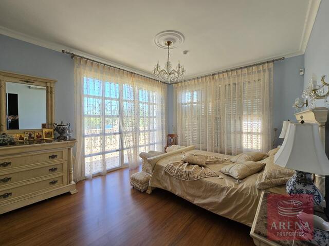 detachedHouse-15-4-BED-VILLA-CAPE-GRECO-8275.jpg