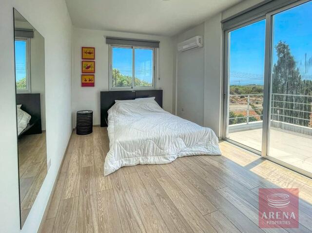 5 Bedrooms Villa in Protaras – photo 25