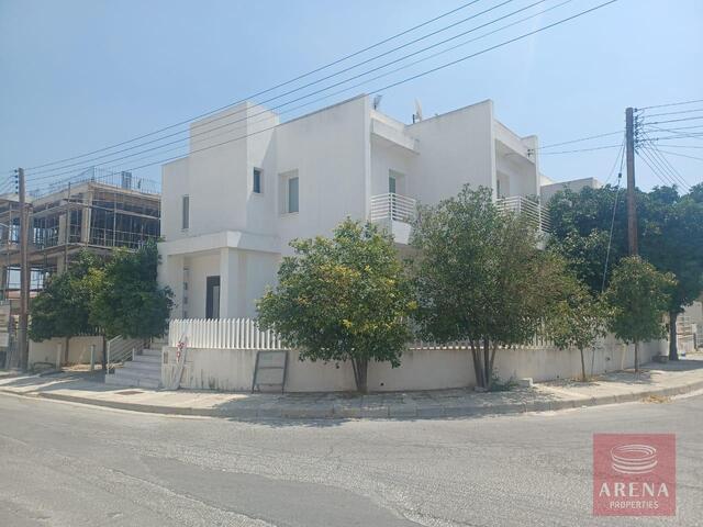 detachedHouse-4-4-BED-HOUSE-IN-VERGINA-850.jpeg