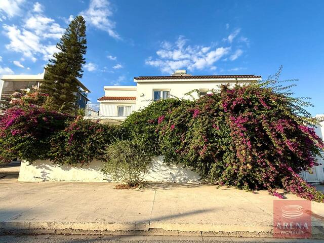 detachedHouse-6a216a70ca3b6-1.jpg