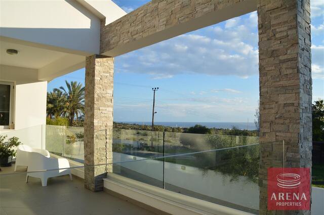 detachedHouse-7-VILLA-CYPRUS-4491.jpg