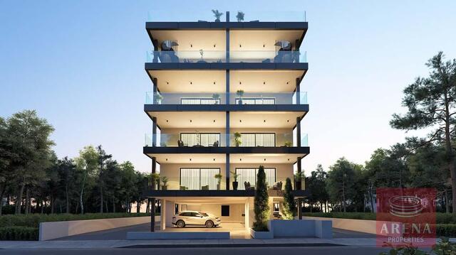 Penthouse with Private Roof Garden in Livadia – photo 14
