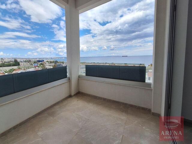 2 Bed Penthouse in New Marina Area – photo 13
