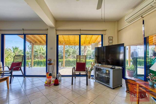 6 Bed Villa in Protaras – photo 13