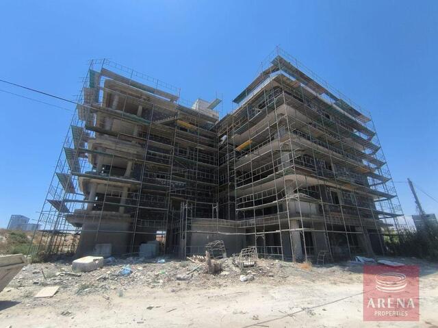 3 Bed Penthouse in Marina Area – photo 1