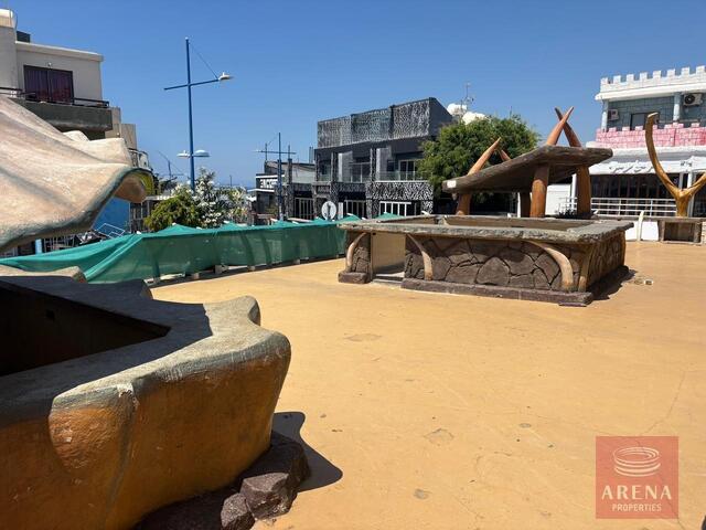 realEstateForBusiness-6a33e8a9e074e-4.jpg