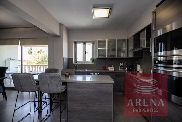 apartment-6995d29618c55.jpg
