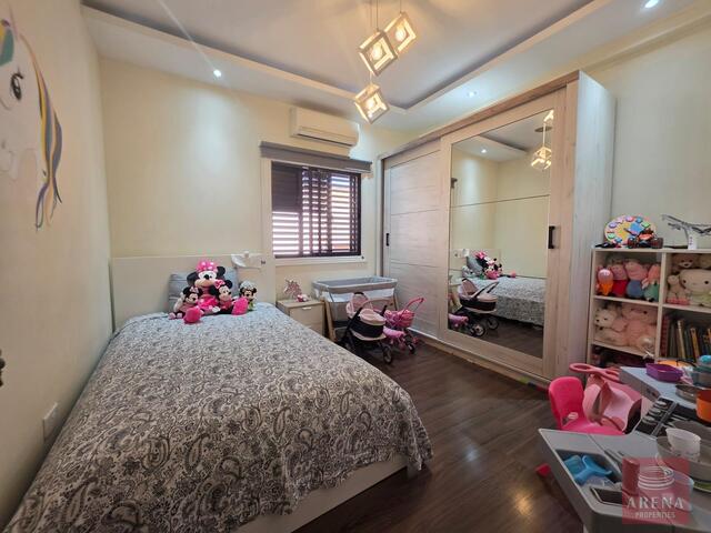 apartment-6a228498d9a85-3.jpg