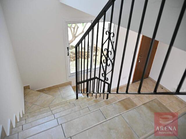 Modern 3-Bedroom House In Oroklini – photo 3