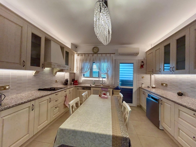 detachedHouse-1-VILLA-SALE-PYLA-10415-9-scaled-1.jpg