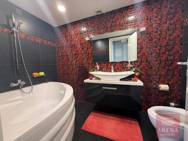 apartment-6a05cc501bcce-3.jpg