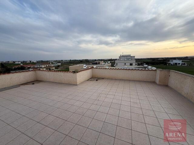 2 Bedrooms Apartment in Kiti – photo 23