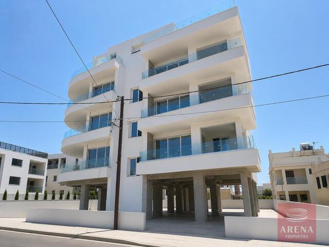 apartment-6a675a4de3b1b.jpg