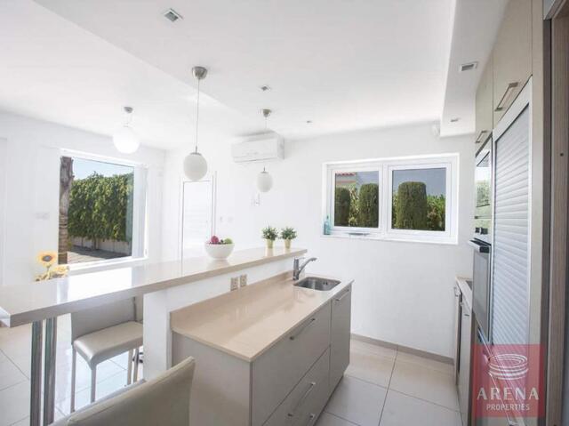 Stunning Seafront Villa with Panoramic Sea Views|Ayia Thekla – photo 17