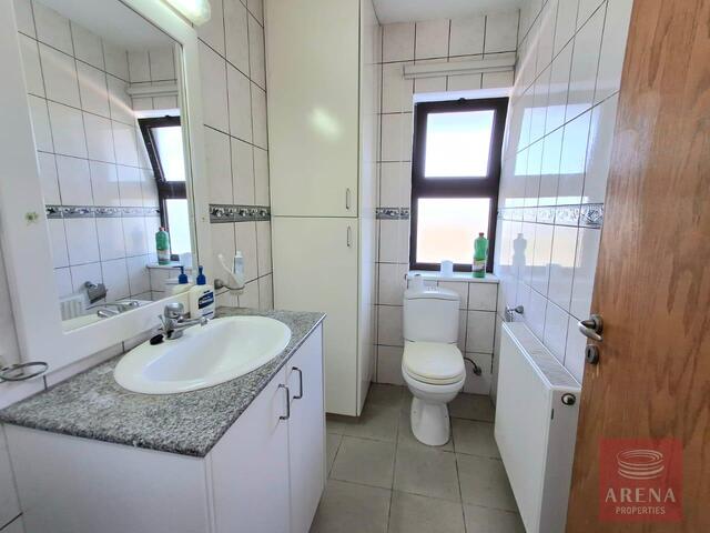 detachedHouse-34-7-BED-VILLA-KALAVASSOS-9083.jpg