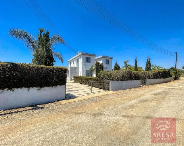5 Bedrooms Villa in Protaras – photo 4