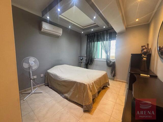 3 Beds - Penthouse For Sale In Derynia – photo 17