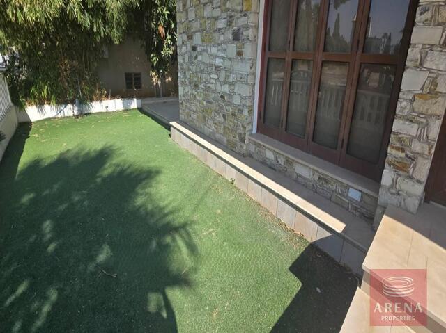 apartment-69f9db3e360e4.jpg