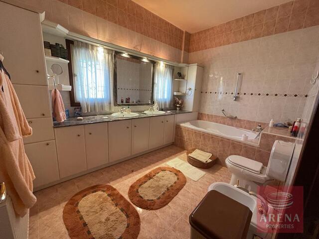 detachedHouse-40-4-bed-house-in-Sotiros-6363.jpg