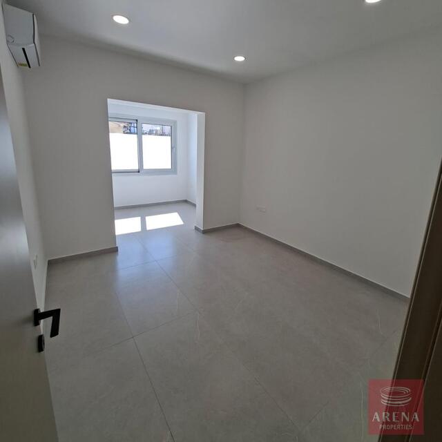 3 Bedroom Bungalow for sale in Agios Nicolaos - Fully Renovated – photo 21