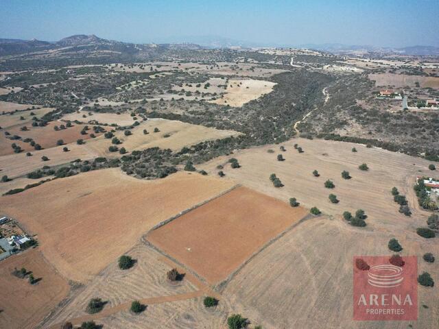 land-4-LAND-IN-AGIOS-THEODOROS-8673.jpg