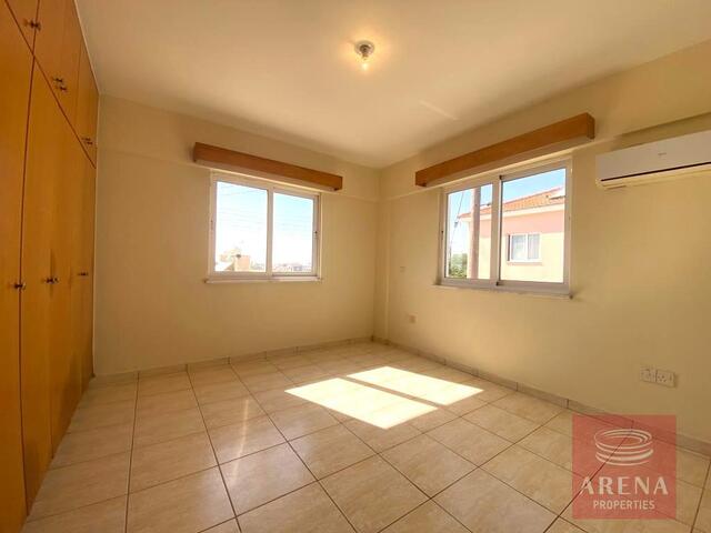 Spacious 3-Bedroom Apartment for sale in Sotira – photo 7