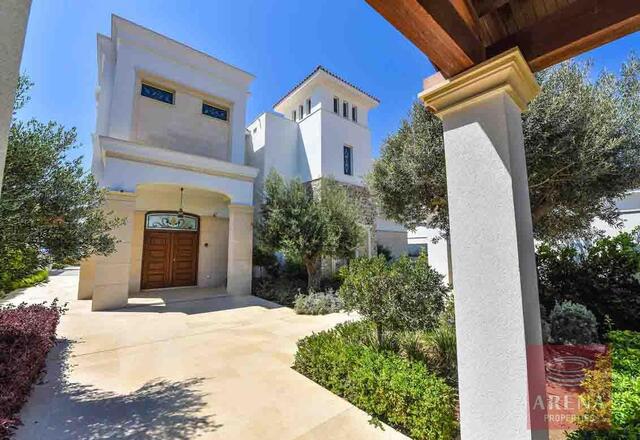 6 Bed Villa in Pervolia – photo 3