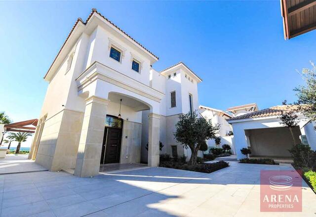 5 Bed Villa in Pervolia – photo 7