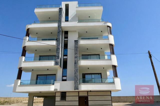 Penthouse in New Marina Area – photo 1