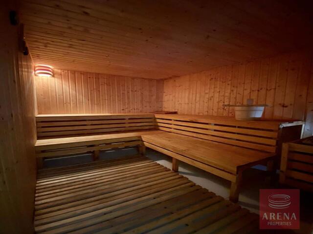 detachedHouse-6a71ed428a47f-1.jpg