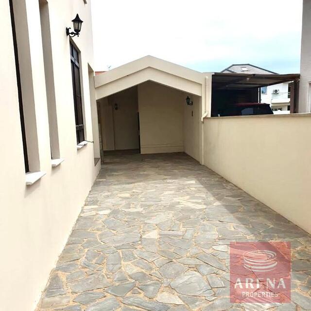 6 Bed Villa in Achna – photo 4