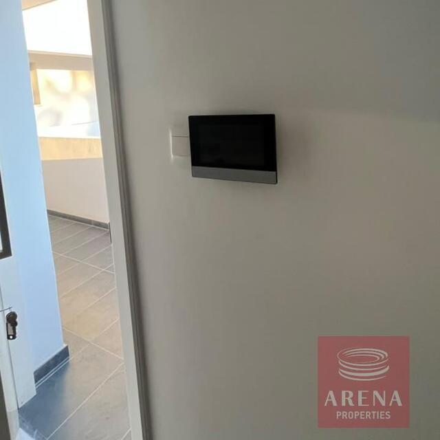 Brand-New 2-Bedroom Apartment for Resale in Aradippou – photo 8