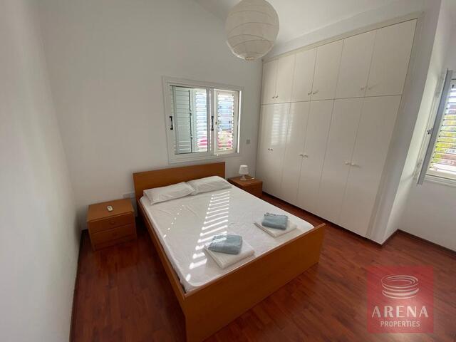 4-Bed Villa for Rent in Pernera – photo 11