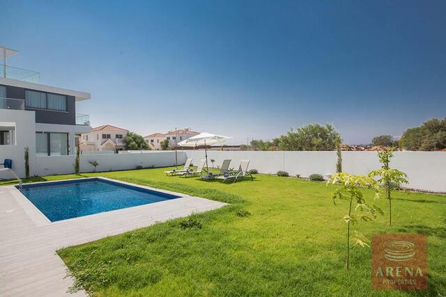 detachedHouse-3-villa-ayia-napa-5282.jpg