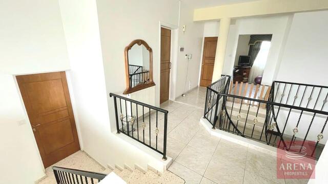 detachedHouse-22-VILLA-IN-ANAFOTIDA-9094.jpg
