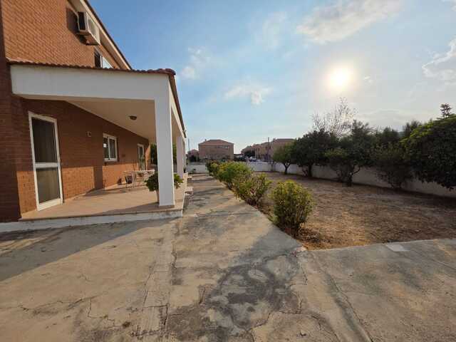 4 Bed Villa in Kiti – photo 5
