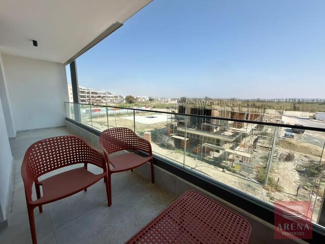 apartment-6a74875249176-5.jpg