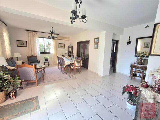 detachedHouse-13-5-BED-VILLA-KRASAS-9152.jpg
