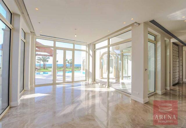 5 Bed Villa in Pervolia – photo 9